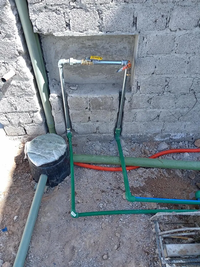 Instalación de tubería hidráulica — plomería en Aguascalientes - APV Mantenimiento